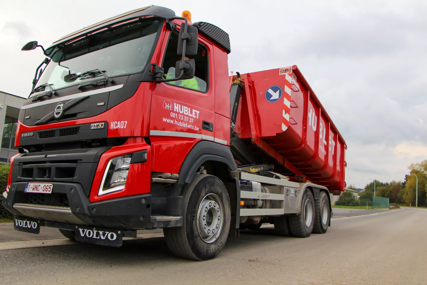 Louer votre container adapté à vos besoins partout en Wallonie avec Hublet