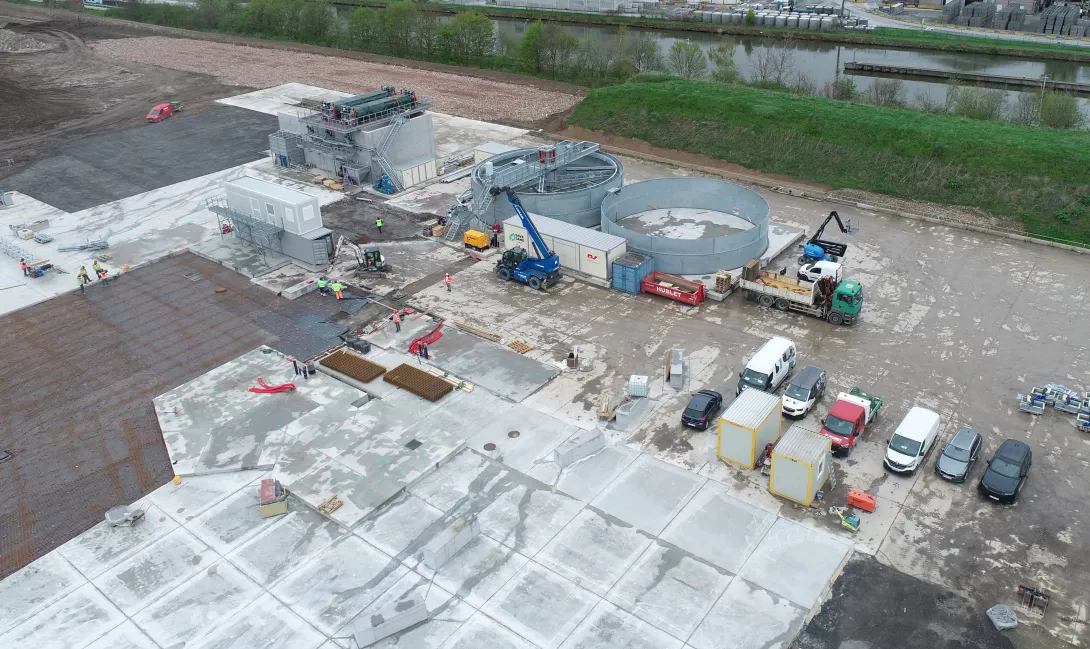 Hublet centrale lavage terres polluées construction.jpg